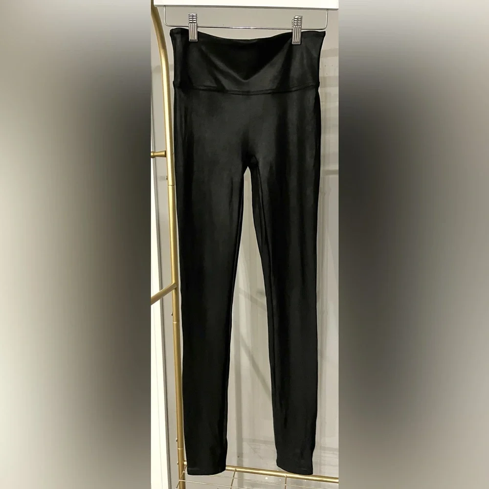 SPANX FAUX LEATHER LEGGINGS - Picture 4 of 7